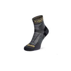 Skarpety biegowe Bridgedale Ultra Lt T2 Merino Sport 3/4 Crew. Szare skarpety damskie Bridgedale, bez wzorów, z elastanu. Za 91.99 zł.