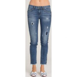 JEANSY SLIM FIT LIU JO. Jeansy damskie Liu Jo. Za 524.30 zł.