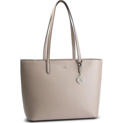 Torebka DKNY - R83A3654 Fog FOG. Brązowe torebki do ręki damskie DKNY, bez wzorów, ze skóry, bez dodatków. W wyprzedaży za 639.00 zł.