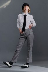 Spodnie Cygaretki. Spodnie materiałowe damskie Hultaj Polski, l, bez wzorów, z wełny. Za 419.00 zł.