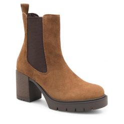 Botki Lasocki. Brązowe botki damskie Lasocki, bez obcasa, na słupku, bez zapięcia. Za 269.99 zł.