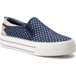 Tenisówki WRANGLER - Halley Slip On WL91560A Navy 016. Niebieskie półbuty damskie Wrangler, bez wzorów, z gumy, bez obcasa, na płaskiej podeszwie, bez zapięcia. W wyprzedaży za 159.00 zł.