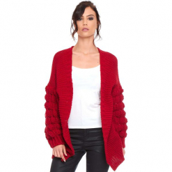 Kardigan "Shai" w kolorze czerwonym. Czerwone kardigany damskie Cosy Winter, ze splotem. W wyprzedaży za 181.95 zł.
