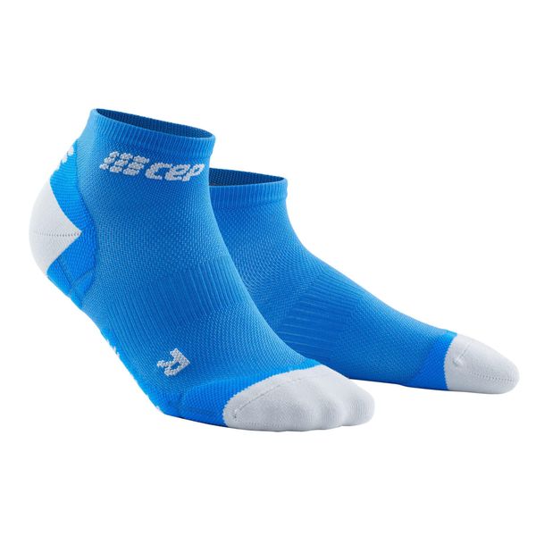Skarpety do biegania damskie CEP Ultralight kompresyjne low-cut. Niebieskie skarpety damskie CEP, bez wzorów. Za 64.00 zł.