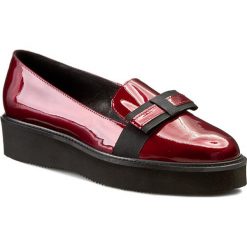 Półbuty SOLO FEMME - 28304-01-D46/000-03-00 Bordowy. Półbuty damskie marki Solo Femme. W wyprzedaży za 229.00 zł.