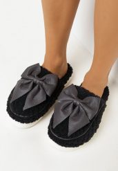 Czarne Kapcie z Futerkiem i Kokardką Caeris. Czarne kapcie damskie Born2be, bez wzorów. Za 29.99 zł.