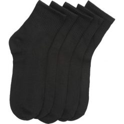 10-pack Czarnych Skarpetek Unreliable. Skarpety męskie marki Born2be. Za 29.99 zł.