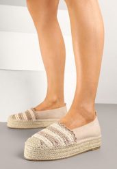 Ciemnobeżowe Espadryle na Platformie Ozdobione Plecionką w Stylu Boho Lelisse. Brązowe espadryle damskie Renee, na lato, bez wzorów, boho, bez obcasa, na platformie, bez zapięcia. Za 74.99 zł.