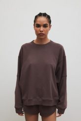 Bluza damska z przeszyciami w kolorze PURPLE TAUPE - NORD. Fioletowe bluzy damskie Marsala, m, bez wzorów, z bawełny, bez kaptura. Za 319.90 zł.