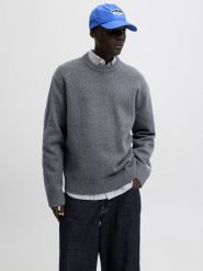 Jack & Jones sweter z dzianiny Mężczyźni szary, S. Szare swetry przez głowę męskie Jack & Jones, m, bez wzorów, z dzianiny, bez kołnierzyka. Za 249.95 zł.