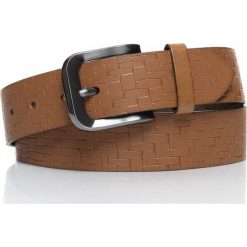 MUSTANG PASEK SKÓRZANY SOPO-MUS098 661 40mm Ledergürtel (RK 2647A). Brązowe paski damskie Mustang, bez wzorów, ze skóry, klasyczne. Za 79.99 zł.