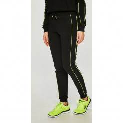 Tally Weijl - Spodnie. Spodnie materiałowe damskie marki TALLY WEIJL. W wyprzedaży za 69.90 zł.
