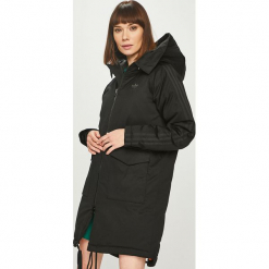 Adidas Originals - Parka. Czarne parki damskie adidas Originals, z bawełny. Za 849.90 zł.