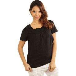 Lniana koszulka "Geneve" w kolorze czarnym. T-shirty damskie 100% Leinen, w koronkowe wzory, z koronki, klasyczne, z okrągłym kołnierzem, z krótkim rękawem. W wyprzedaży za 65.95 zł.