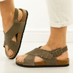 Taupe skórzane sandałki damskie Filippo Ds7917/26. Sandały damskie Filippo, bez wzorów, z jeansu, bez obcasa, bez zapięcia. Za 159.00 zł.