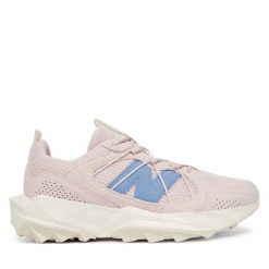 Buty do biegania New Balance. Czerwone obuwie sportowe damskie New Balance, bez wzorów, do biegania. Za 499.99 zł.