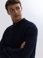 Sweter z wełną - granatowy. Niebieskie swetry przez głowę męskie Reserved, l, bez wzorów, z wełny, bez kołnierzyka. Za 199.99 zł.