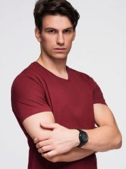 Bawełniana klasyczna męska koszulka z dekoltem w serek BASIC – bordowa V10 - Rozmiar: XL. Czerwone t-shirty męskie Ombre Clothing, m, bez wzorów, z bawełny, klasyczne, bez kołnierzyka. W wyprzedaży za 29.99 zł.