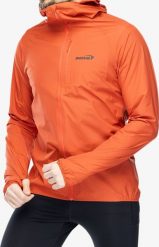 Kurtka męska Inov-8 Kurtka do biegania Inov-8 Stormshell FZ V2 - fiery red M. Czerwone kurtki męskie Inov-8, m, bez wzorów, bez kaptura. Za 632.24 zł.