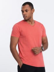 Bawełniana klasyczna męska koszulka z dekoltem w serek BASIC - różowa V12 - Rozmiar: S. Czerwone t-shirty męskie Ombre Clothing, m, bez wzorów, z bawełny, klasyczne, bez kołnierzyka. W wyprzedaży za 24.99 zł.