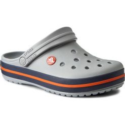 Klapki CROCS - Crocband 11016 Light Grey/Navy. Szare klapki damskie Crocs, z tworzywa sztucznego. W wyprzedaży za 159.00 zł.