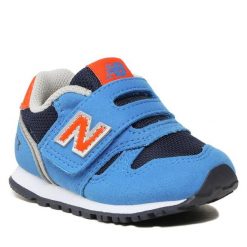 Sneakersy New Balance. Niebieskie półbuty chłopięce New Balance, bez wzorów, bez zapięcia. Za 229.00 zł.