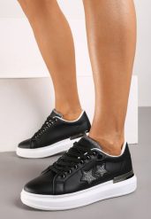 Czarne Płaskie Sneakersy z Gwiazdkami i Metalicznymi Wstawkami Jalelia. Czarne obuwie sportowe damskie Born2be, z aplikacjami, z jeansu. Za 89.99 zł.