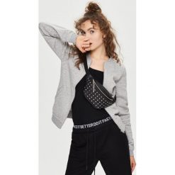 Bluza bomberka - Jasny szar. Szare bluzy damskie marki Sinsay, z motywem z bajki. W wyprzedaży za 29.99 zł.