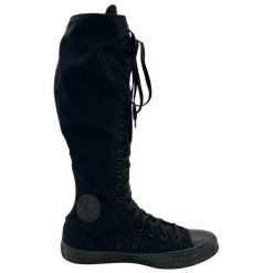 Kobiece trampki na zamek Converse Chuck Taylor All Star. Czarne trampki i tenisówki damskie Converse, bez wzorów, retro, bez zapięcia. Za 490.00 zł.