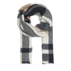 Szalik Jenny Fairy. Brązowe szaliki i chusty damskie Jenny Fairy, bez wzorów. Za 59.99 zł.