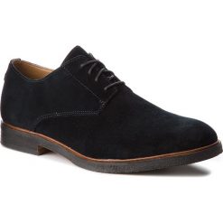 Półbuty CLARKS - Clarkdale Moon 261307637 Black Sde. Czarne półbuty na co dzień męskie Clarks, z materiału. W wyprzedaży za 299.00 zł.