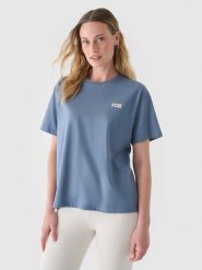 4F T-shirt regular z nadrukiem damski - granatowy M. Niebieskie koszulki sportowe damskie 4f, m, bez wzorów, z bawełny, bez kołnierzyka, bez ramiączek. W wyprzedaży za 29.99 zł.