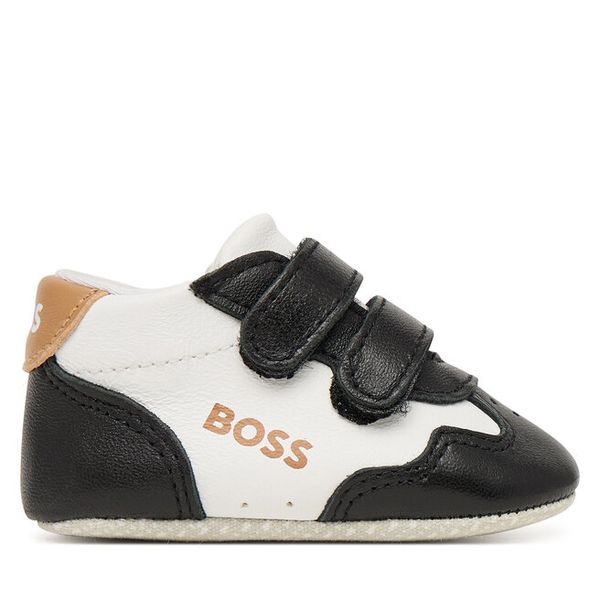 Sneakersy BOSS. Czarne trampki i tenisówki chłopięce Boss, bez wzorów, bez zapięcia. Za 197.99 zł.