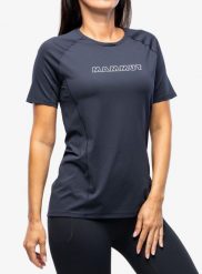 Koszulka szybkoschnąca damska Mammut Selun FL Logo T-Shirt. Niebieskie koszulki sportowe damskie Mammut, xs, bez wzorów, z materiału, bez kołnierzyka, bez ramiączek, trekkingowe. Za 272.20 zł.