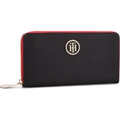 Duży Portfel Damski TOMMY HILFIGER - Poppy Lrg Za Wallet AW0AW05760 002. Czarne portfele damskie Tommy Hilfiger, z materiału. Za 229.00 zł.