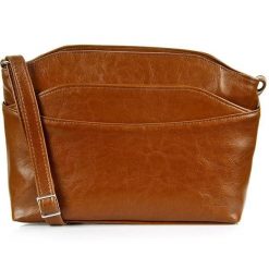 Torebka skórzana damska listonoszka DAN-A T11 camel. Brązowe torebki shopper damskie DAN-A, bez wzorów, ze skóry, retro, małe, bez dodatków. Za 229.99 zł.