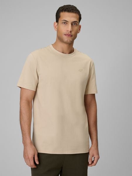 4F T-shirt regular gładki męski - beżowy M. Brązowe t-shirty męskie 4f, m, bez wzorów, z materiału, klasyczne, bez kołnierzyka. Za 49.99 zł.