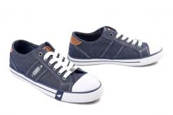 Mustang 26M0043004 navy, trampki damskie. Niebieskie trampki i tenisówki damskie Mustang, bez wzorów, bez zapięcia. Za 249.90 zł.