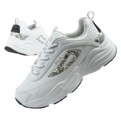 Buty sportowe damskie sneakersy Fila Skye ZP. Białe obuwie sportowe damskie Fila, bez wzorów, z jeansu. Za 249.00 zł.