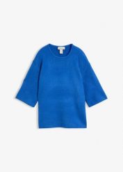 Sweter oversize. Niebieskie swetry damskie bonprix, bez wzorów, prążkowane, bez kołnierzyka, bez ramiączek, bez kaptura. Za 54.99 zł.