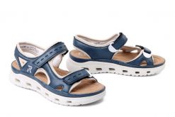 RIEKER 64066-14 blue combination, sandały damskie. Niebieskie sandały damskie Rieker, bez wzorów, bez obcasa, bez zapięcia. Za 271.92 zł.