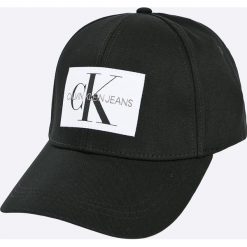 Calvin Klein Jeans - Czapka. Białe czapki i kapelusze męskie Calvin Klein Jeans. W wyprzedaży za 129.90 zł.
