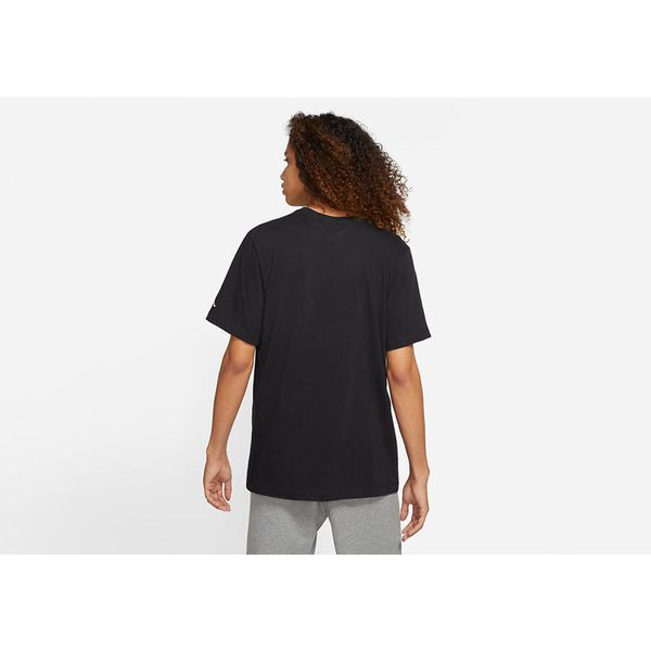 Koszulka męska nike air jordan sports dna crew tee black. Czarne koszulki sportowe męskie Jordan, m, bez wzorów, bez kołnierzyka, bez ramiączek, do koszykówki. Za 149.00 zł.