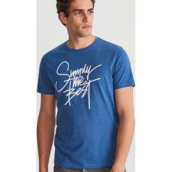 T-shirt z napisem - Granatowy. T-shirty damskie marki Reserved. Za 29.99 zł.