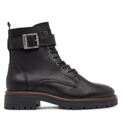 Trzewiki Barbour. Czarne botki damskie Barbour, bez obcasa, na płaskiej podeszwie, bez zapięcia. Za 789.99 zł.