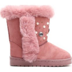 Różowe Śniegowce Calendar. Buty zimowe dziewczęce marki Born2be. Za 59.99 zł.