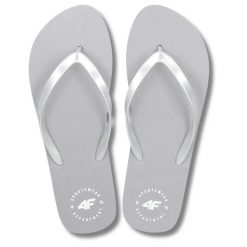 Japonki damskie 4F 4FMM00FFLIF018. Szare klapki damskie 4f, bez wzorów, z gumy, bez obcasa. Za 64.99 zł.
