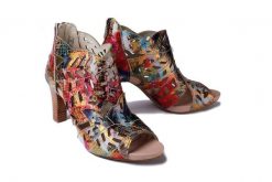 LAURA VITA ALBANE 0482 SL316-4 9 rouge, sandały damskie. Sandały damskie Laura Vita, w ażurowe wzory, ze skóry, bez obcasa, na obcasie, bez zapięcia. Za 375.92 zł.