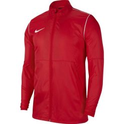 Kurtka uniwersalna chłopięca Nike JR Park 20 Repel. Czerwone kurtki i płaszcze dla chłopców Nike, bez wzorów, z materiału, klasyczne, bez kaptura. Za 165.45 zł.