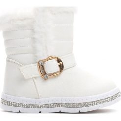 Białe Śniegowce Habituate. Buty zimowe dziewczęce marki Born2be. Za 59.99 zł.